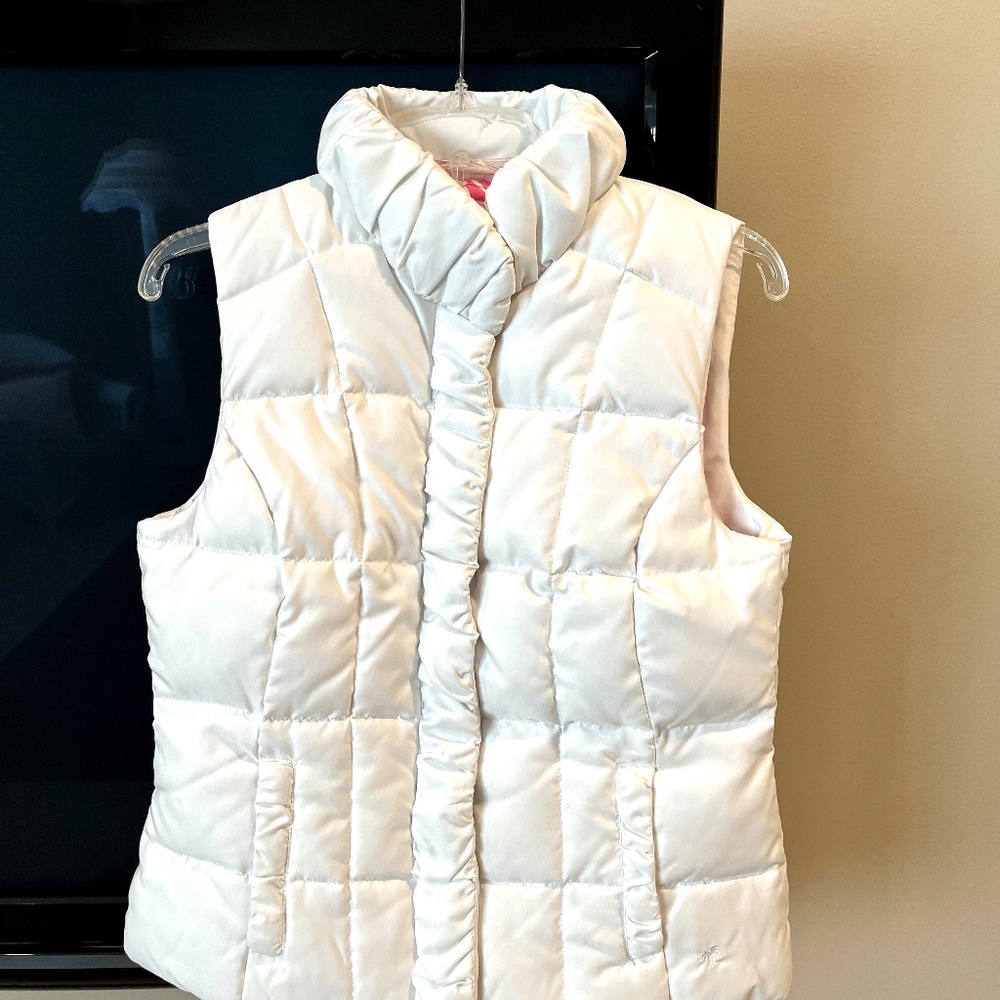Lilly Pulitzer White Vest with unusual detail